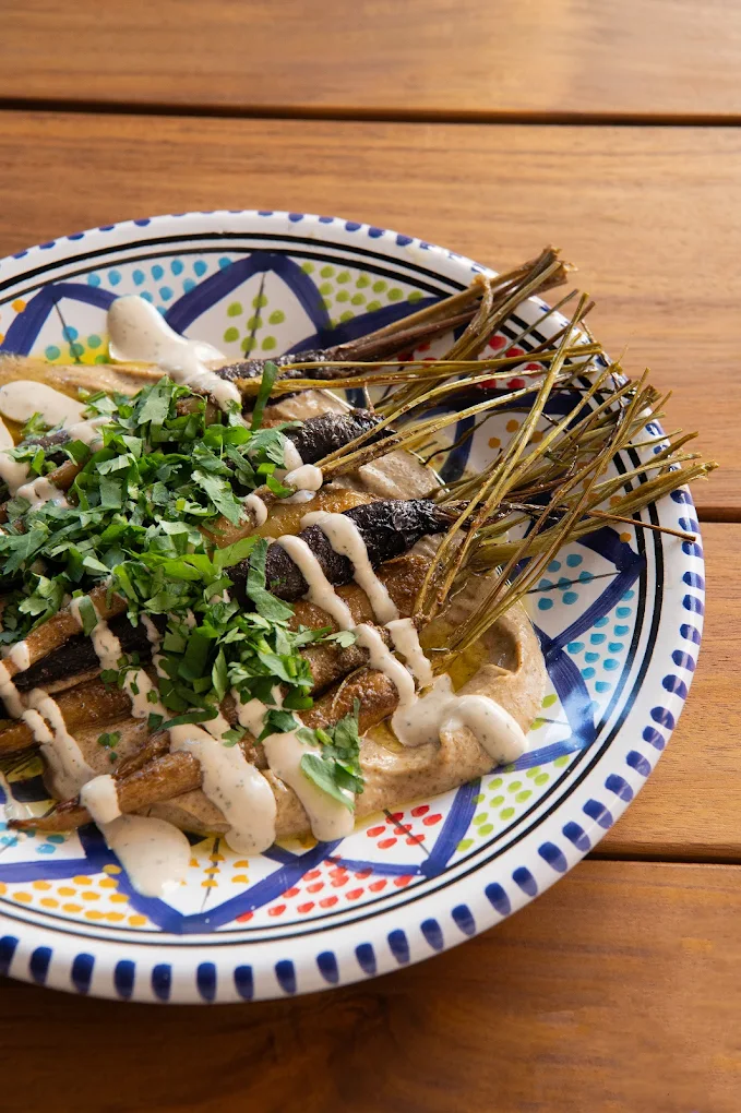 Assiette de tapas levantines chez Saba