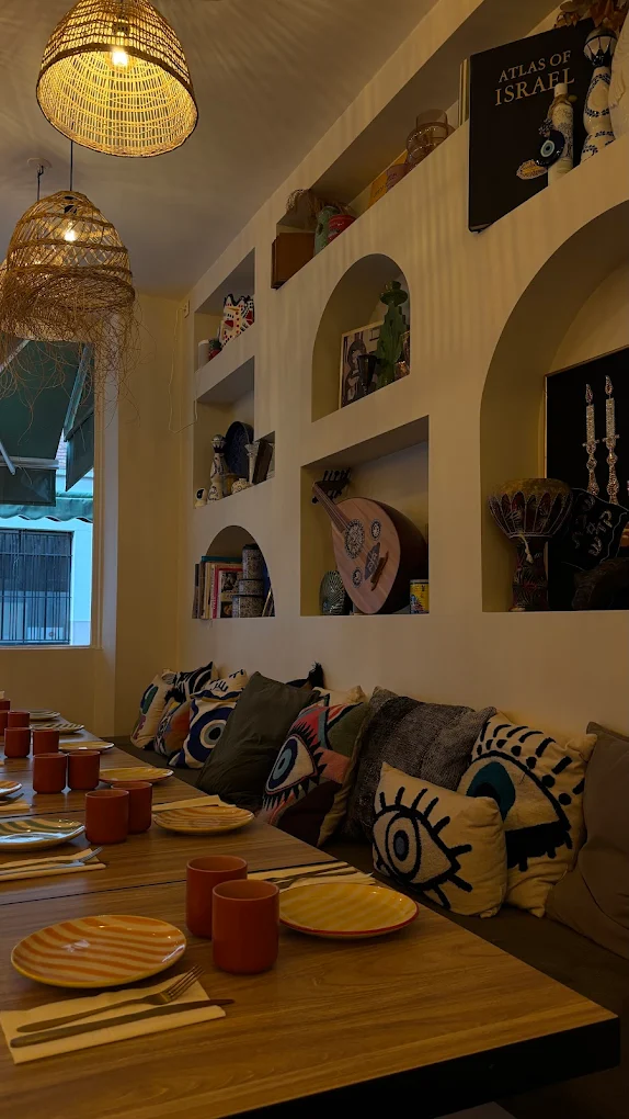 Décoration orientale du restaurant Saba Levallois